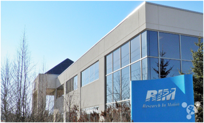 从盛放到凋零 黑莓为如今的苹果敲响的硬件警钟